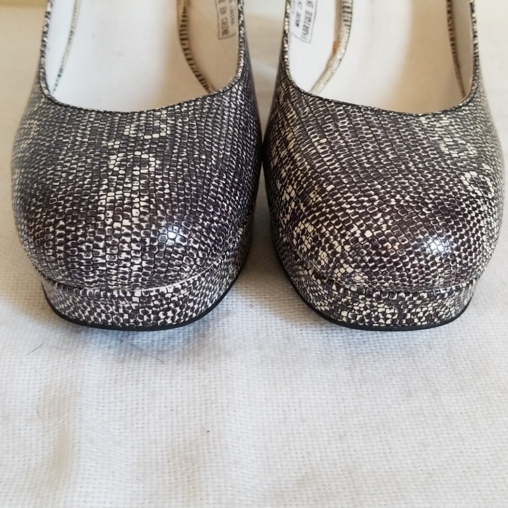 Jeffrey Campbell Snake Print Pumps Black White - Picture 3 of 7